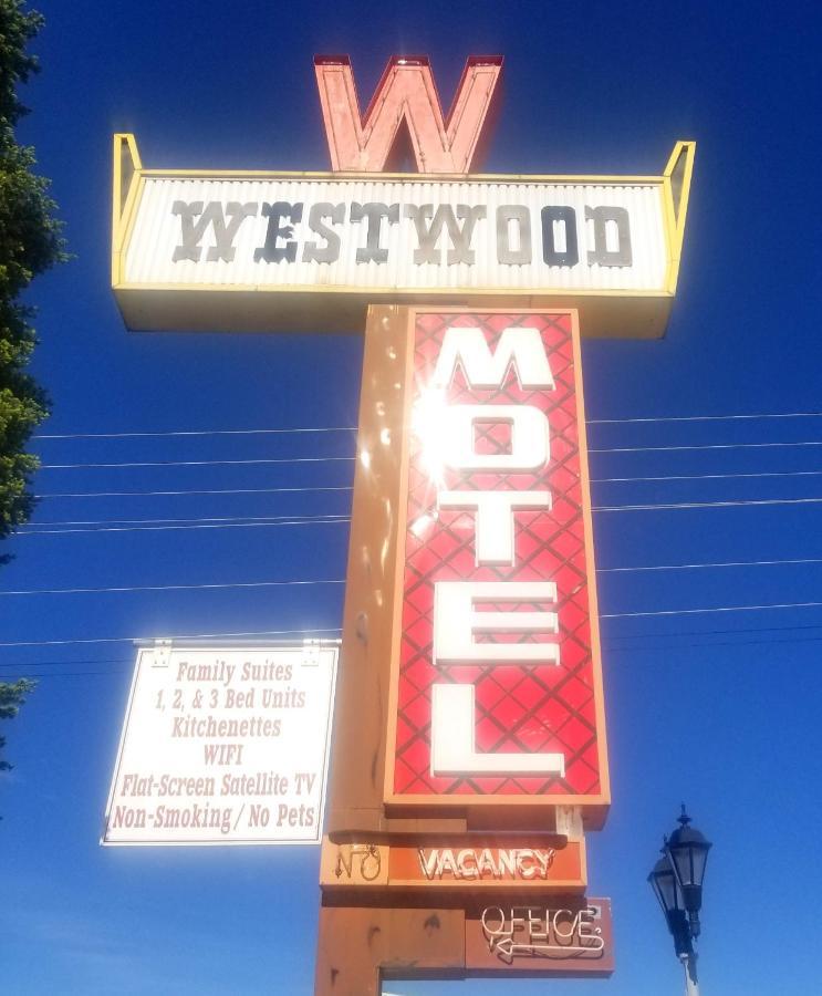 Westwood Motel West Yellowstone Extérieur photo